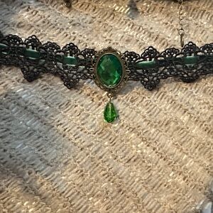 Vintage-Inspired Black Lace Bracelet with Emerald Green Gem